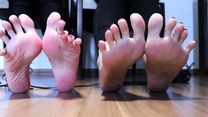 Maitresse Madelines solo foot fetish POV