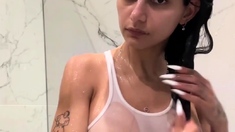 Mia Khalifa Post Shower Video Leaked