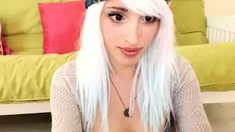 Blonde teen Sierras first erotic masturbation video