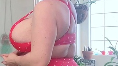 Big boobs milf masturbates with her dildo