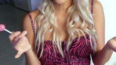Japanese babe going solo