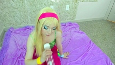 Wild blonde teen LIBRARY deep toying pussy on webcam