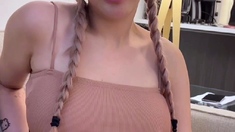 Amateur Asian teen sucks a big cock