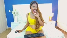 Mom amateur webcam pussy masturbate