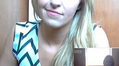 Amateur Blonde Teen Plays Solo with Toy Webcam Porn