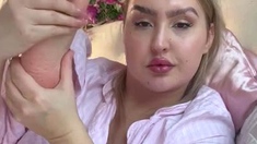 Kleopetraaa Goddess aka kleopetraaa OnlyFans - Sucking my