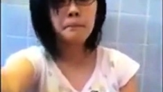 Amateur Asian Girl in Glasses Masturbating