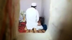 Afghan Mullah's Sex With A Milf